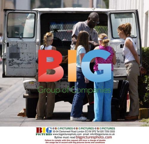 Arnold Schwarzenegger Lunches With Family