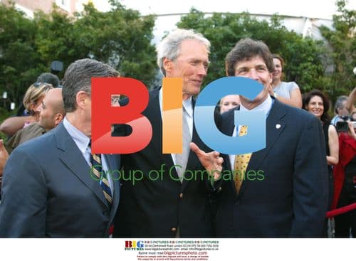 Barry Meyer, Clint Eastwood, and Alan Horn at "Blood Work" Premiere