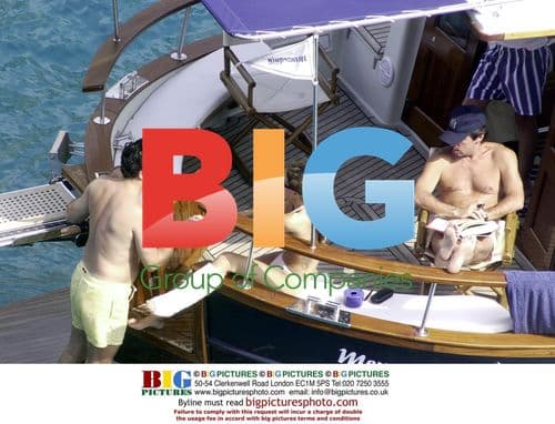 Spanish PM Aznar on Yacht with Family in Menorca