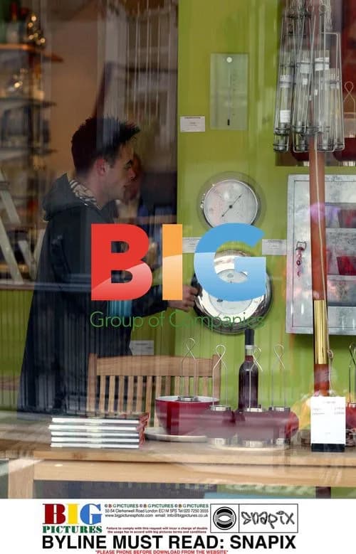 Ant McPartlin Goes Shopping With Girlfriend