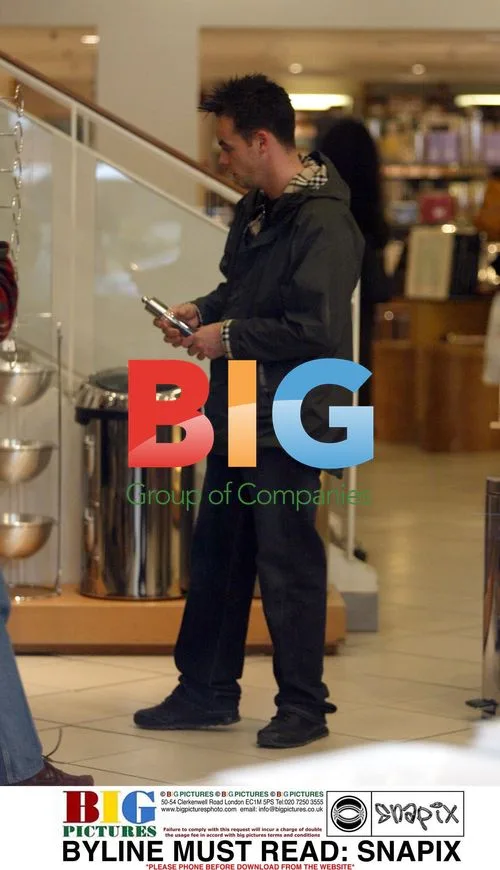 Ant McPartlin Shopping with Girlfriend