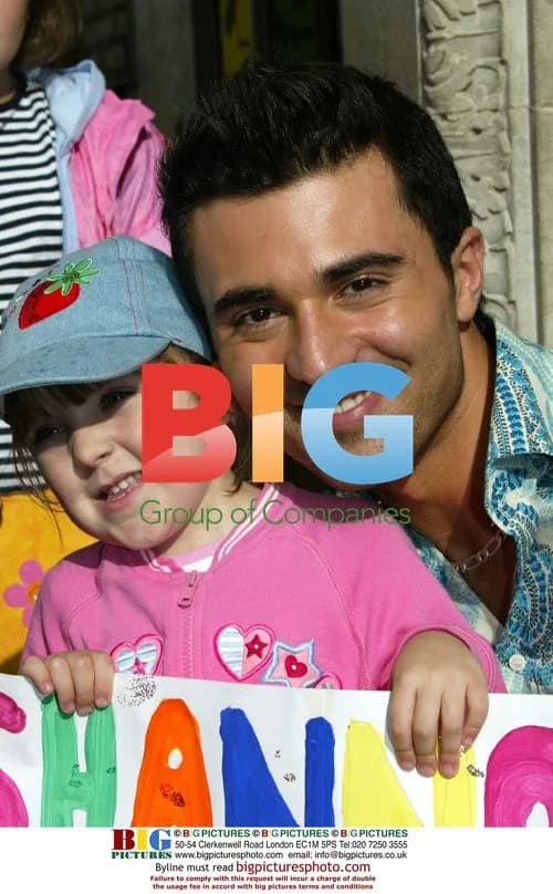 Darius Danesh Greets Fans on Way to Radio 1 Show