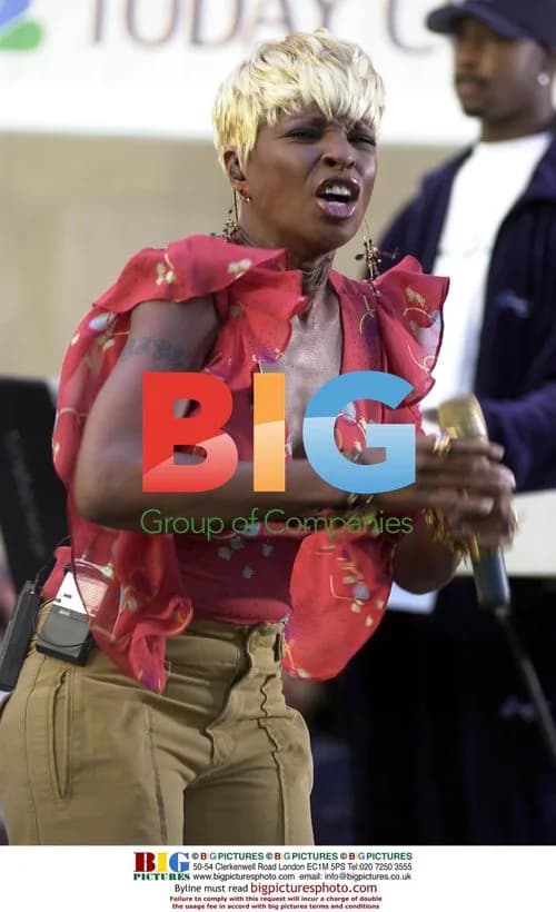 Mary J. Blige performs at Rockefeller Center