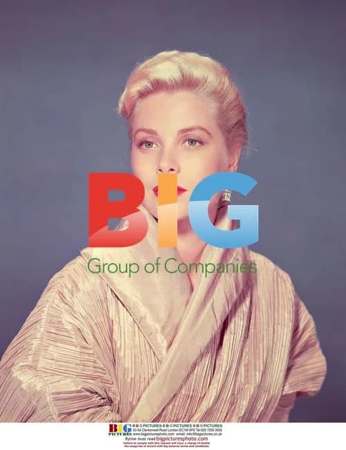 Grace Kelly in cream jacket