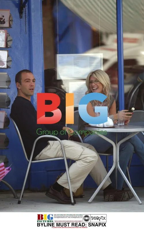 Dani Behr meets boyfriend in London cafe