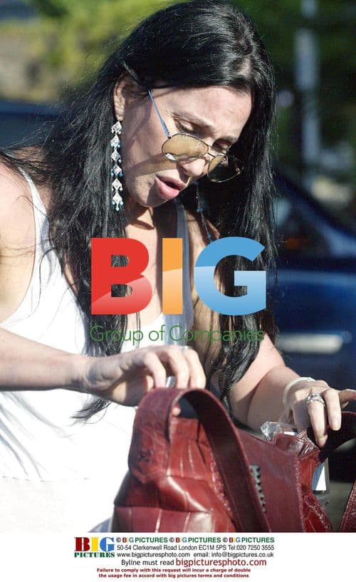 Cher and Jade Barrymore Shopping