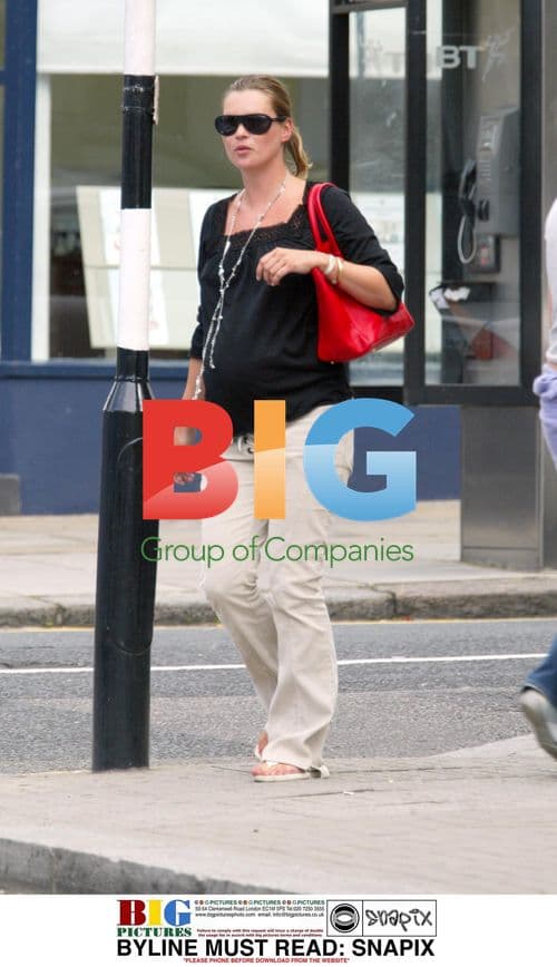 Pregnant Kate Moss Goes Shopping in Notting Hill