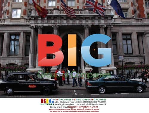 Mandarin Oriental, Luxury London Hangout