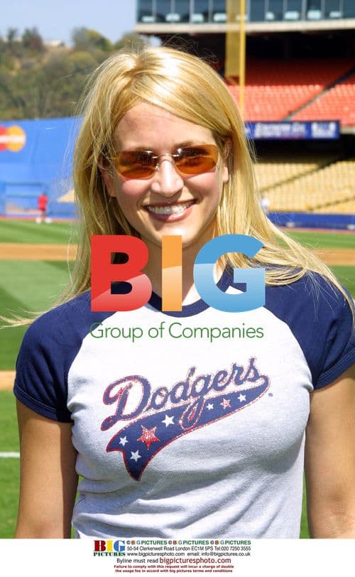 Lori Heuring at 2002 Hollywood Stars Baseball game