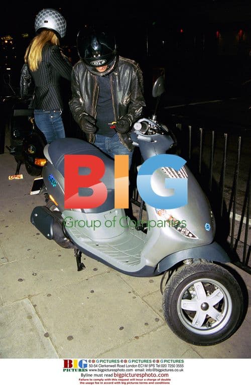 Gwyneth Paltrow and Bryan Adams on Scooter