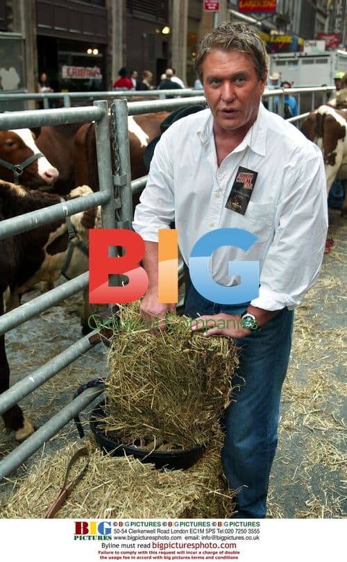 Tom Berenger Promotes 'Johnson County War'