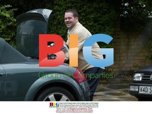 Chris Moyles Sneaks Beer and Kit Kats