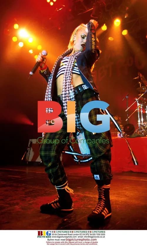 Gwen Stefani Performing in Melbourne
