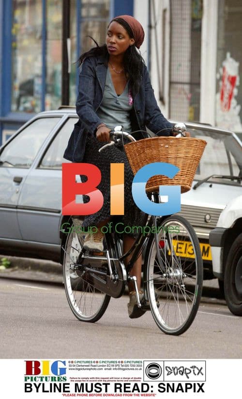 Josie D'Arcy Cycling in North London