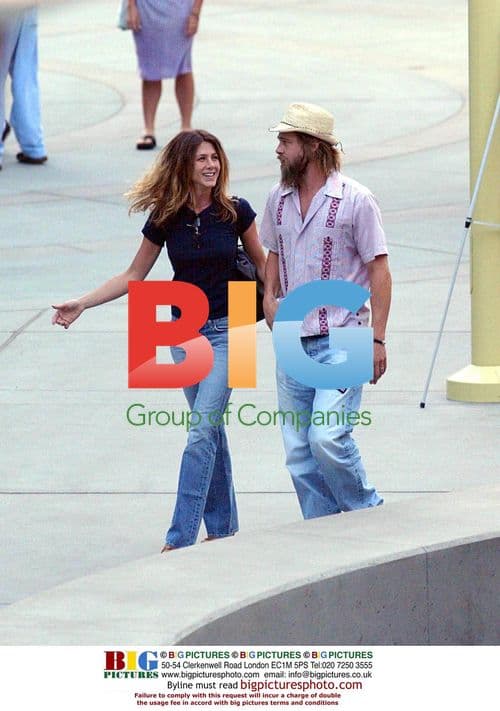 Brad Pitt and Jennifer Aniston at Austin Powers movie