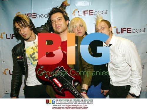 Sugarcult backstage before LIFEbeat benefit concert