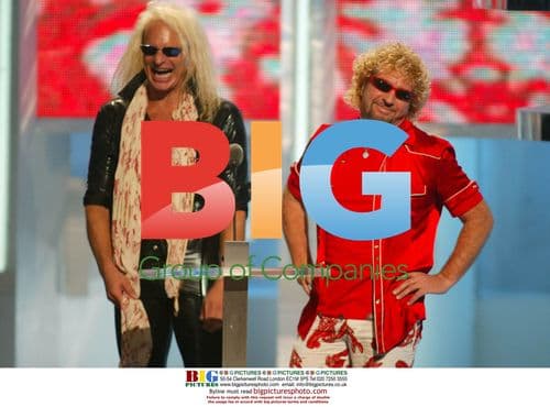 David Lee Roth and Sammy Hager at 2002 MTV VMA