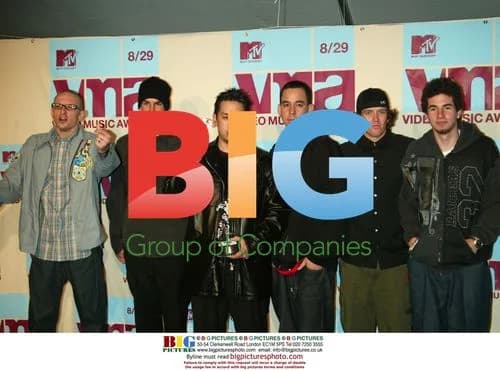 Linkin Park at 2002 MTV VMAs in NYC