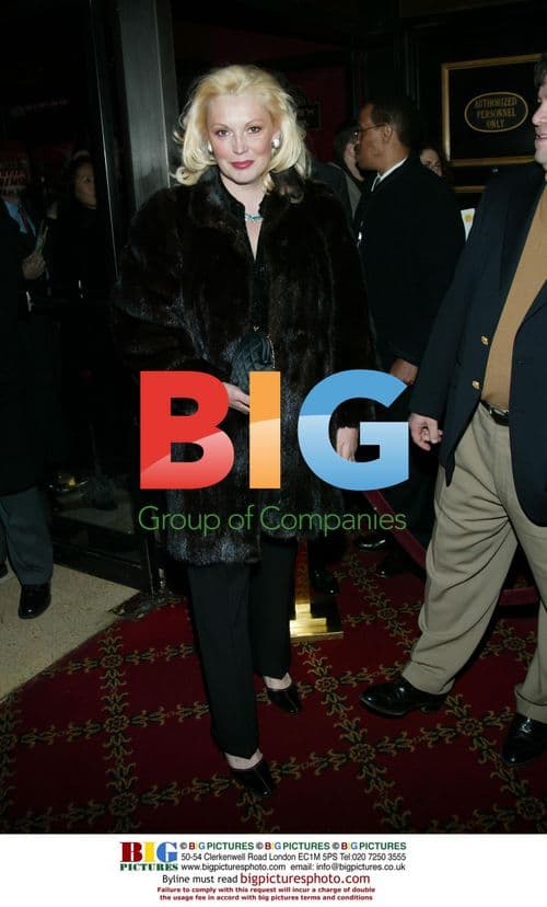 Cathy Moriarty at "Analyze That" Premiere