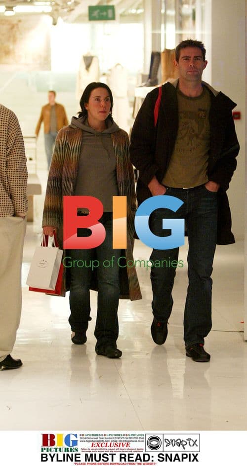 Mel C. Shopping on Bond Street