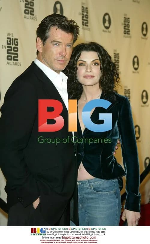 Pierce Brosnan & Juliana Marguiles at VH1 Big In 2002 Awards
