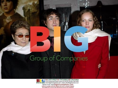Yoko Ono, Sean Lennon and Bijou Phillips at "The Two Towers" Premiere