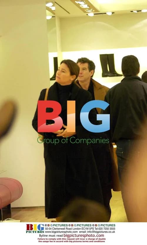 Pierce Brosnan and Wife Shopping in Milan