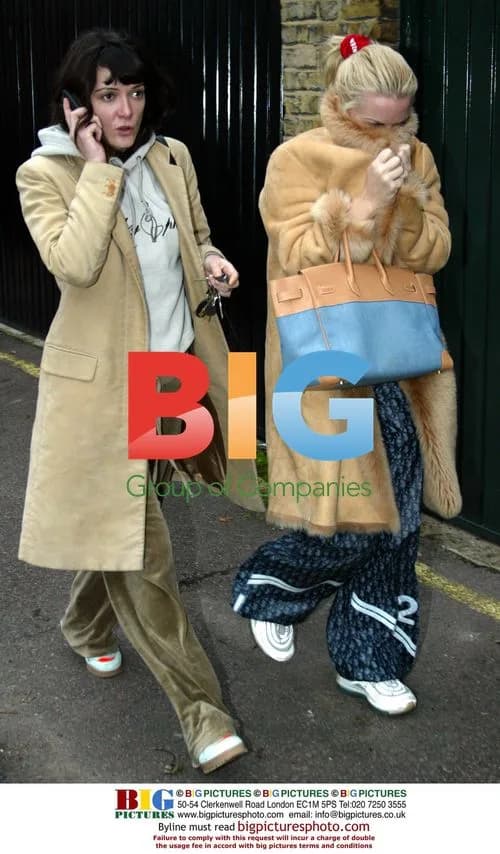 Liam Gallagher's Ex Wife Arrives at Kate Moss' Home