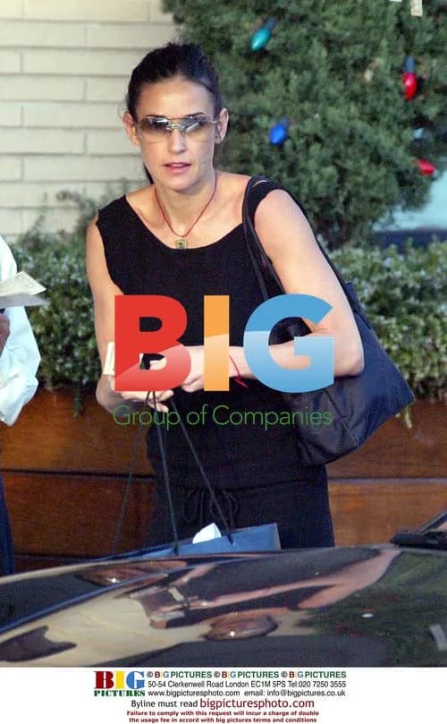 Demi Moore on 2-way Pager
