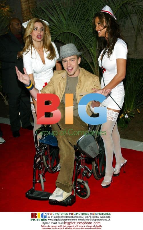 SINGER JUSTIN TIMBERLAKE AT 2002 BILLBOARD AWARDS