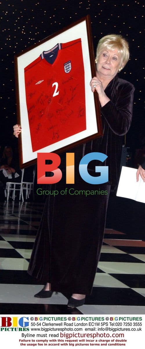 Elizabeth Dawn at Angel Ball for Kirsty Appeal