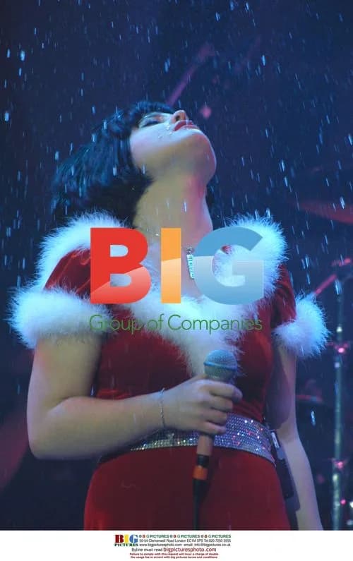 Kelly Osbourne at 2002 K-ROCK Claus-Fest