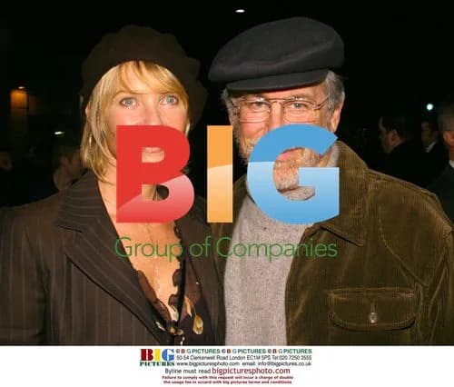 Spielberg and Capshaw at 'Catch Me If You Can' Premiere