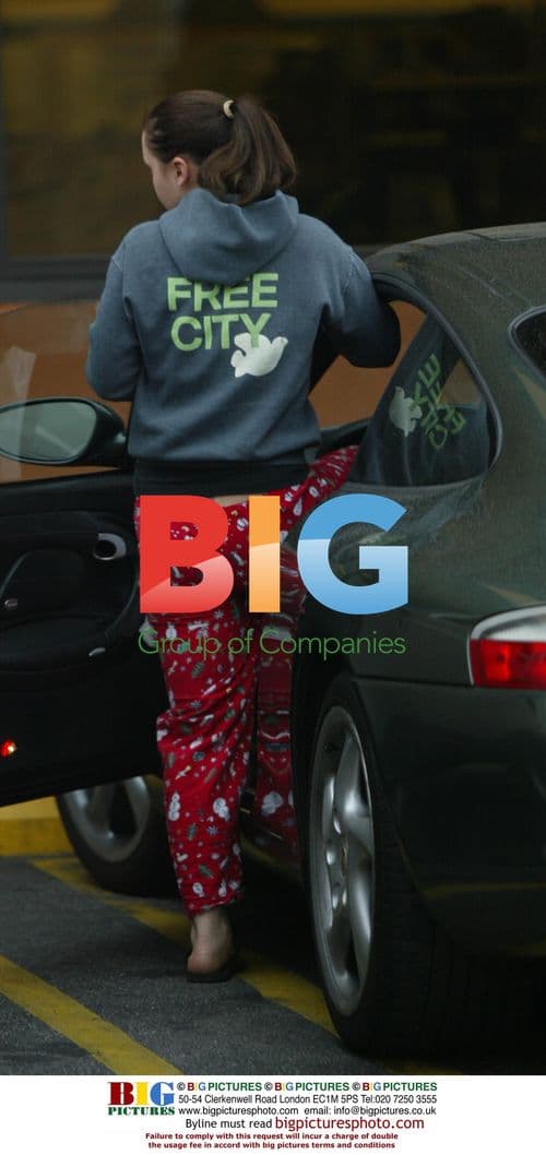 Christina Ricci spotted at Hollywood newsstand