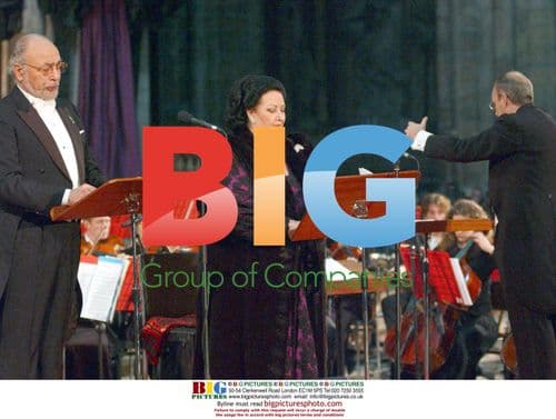 Montserrat Caballe and Renato Bruson at Milan Cathedral Concert