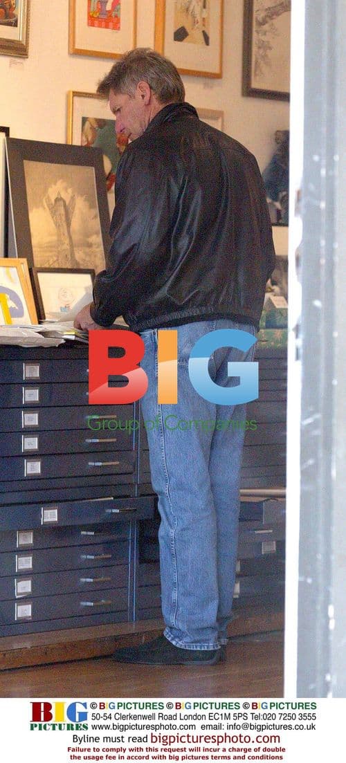 Harrison Ford shops for art in Santa Monica
