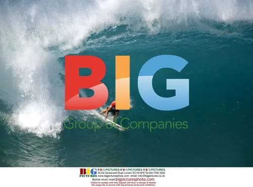 Andy Irons at 2002 Xbox Pipeline Masters