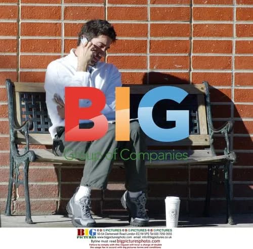 David Schwimmer Chatting on Bench
