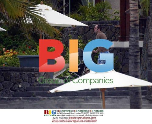 James Nesbit and Family on Holiday in Mauritius