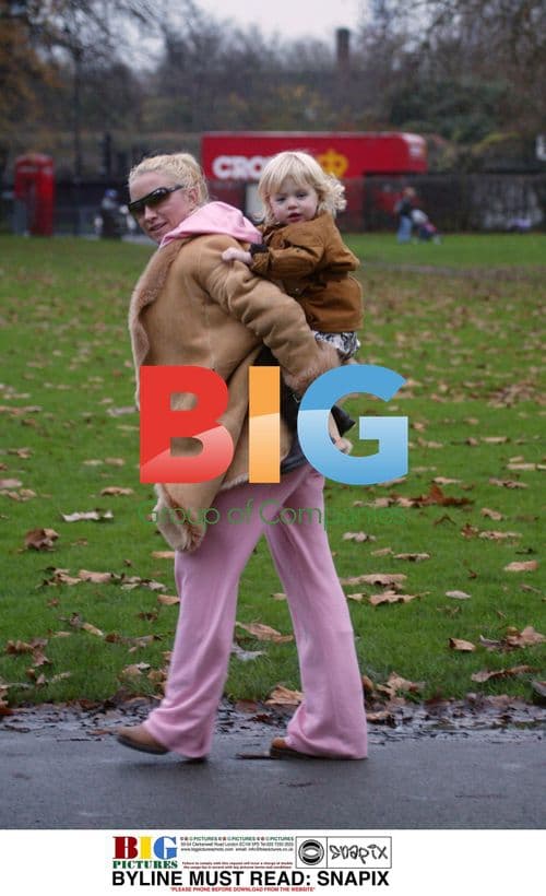 Meg Matthews and Daughter Anais Play in London Park