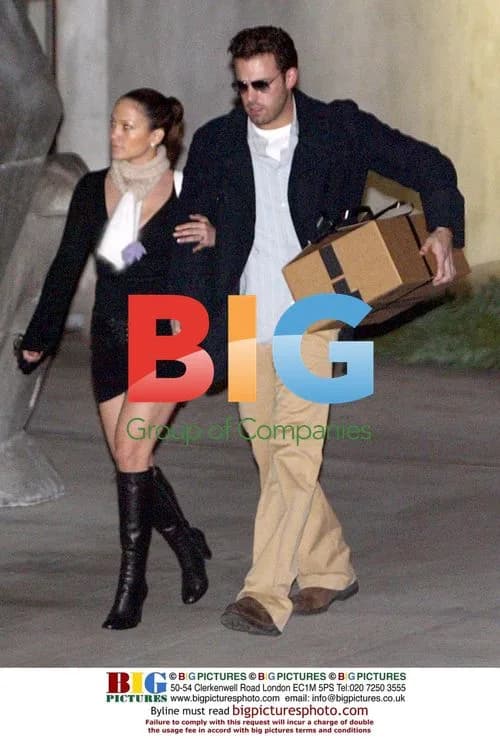 J-Lo and Ben Affleck Christmas Shopping
