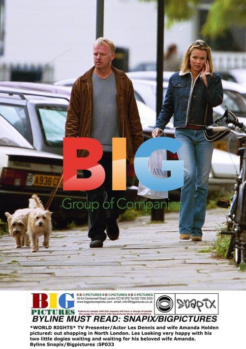 Les Dennis and Amanda Holden shopping