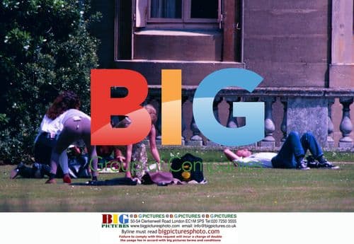 Joanna Lumley on Filmset