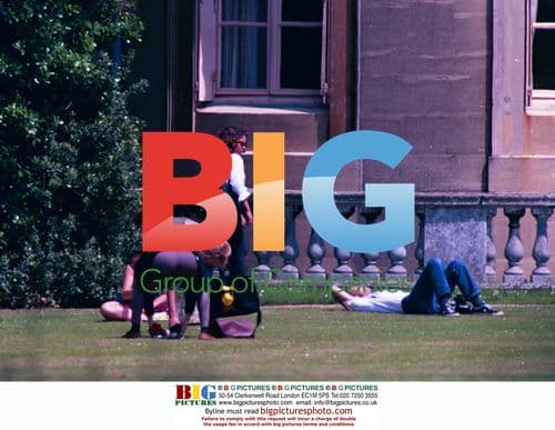 Joanna Lumley on Filmset