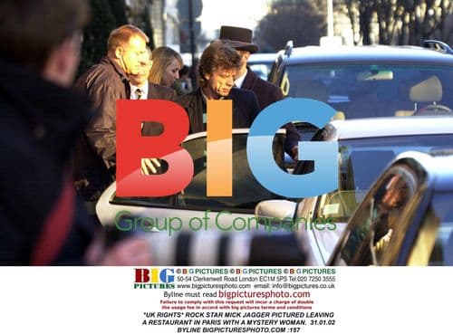 Mick Jagger Pictured Leaving Paris Restaurant