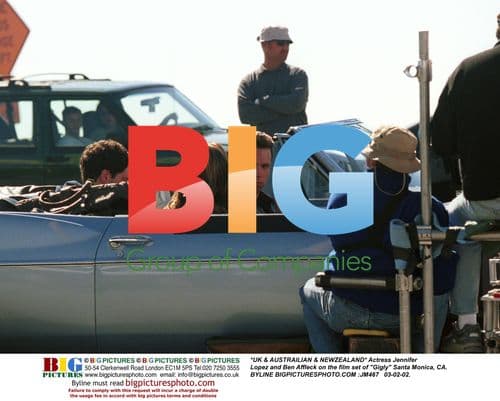 Jennifer Lopez and Ben Affleck on Gigly film set