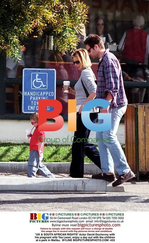 David Duchovny and Tea Leoni with children in Malibu
