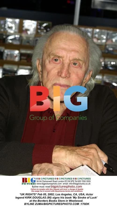 Kirk Douglas signs 'My Stroke of Luck' book