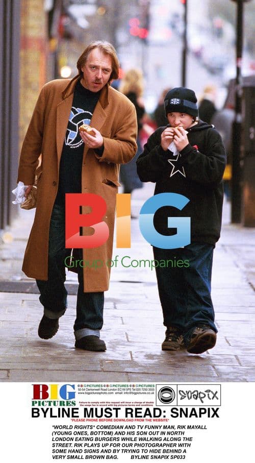 Rik Mayall and Son Out for Burgers