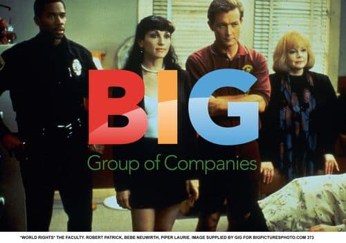 THE FACULTY cast photo